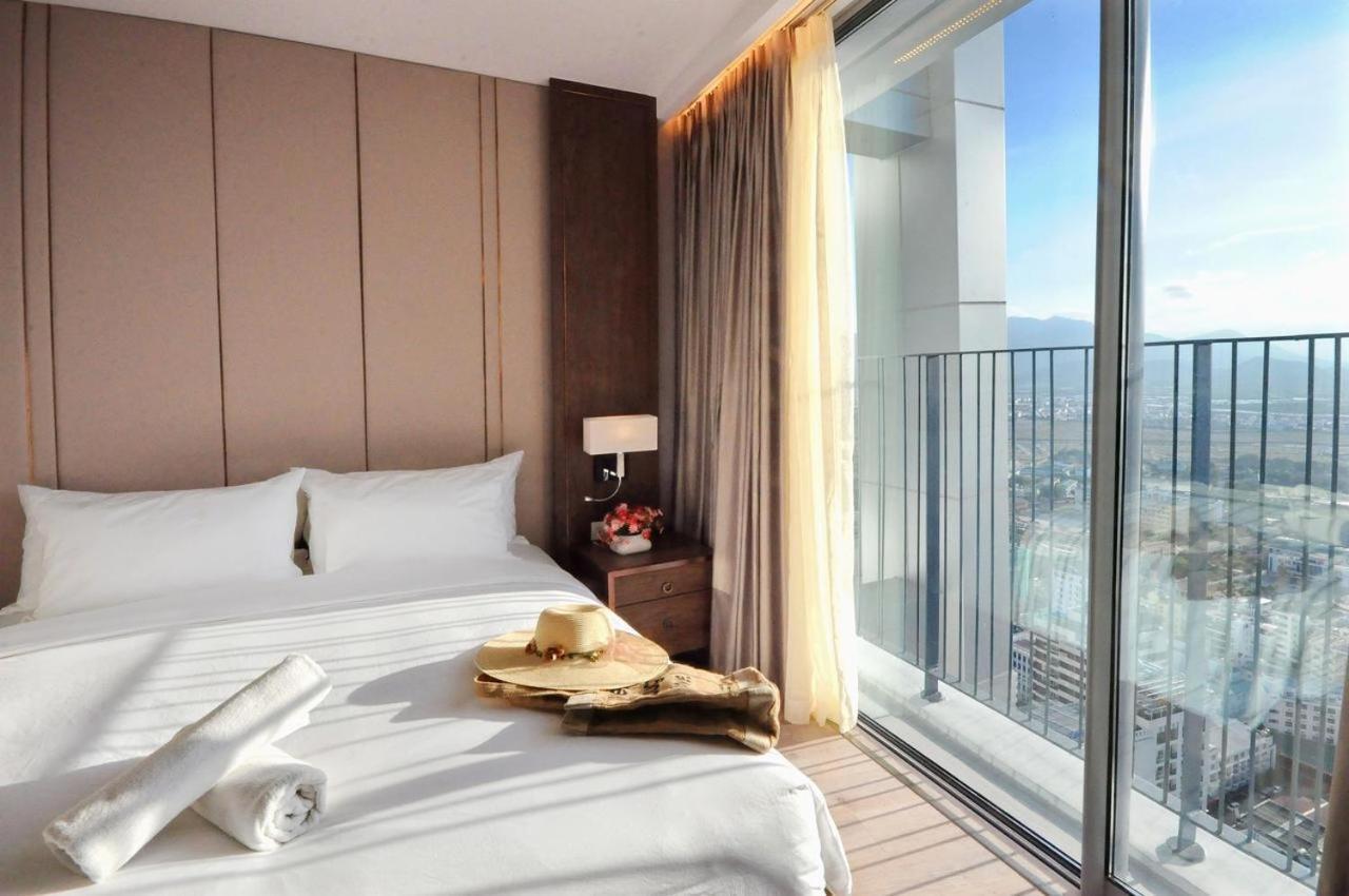 Panorama Central Nha Trang- Vietnam'S Highest Infinitive Rooftop Pool Exterior foto